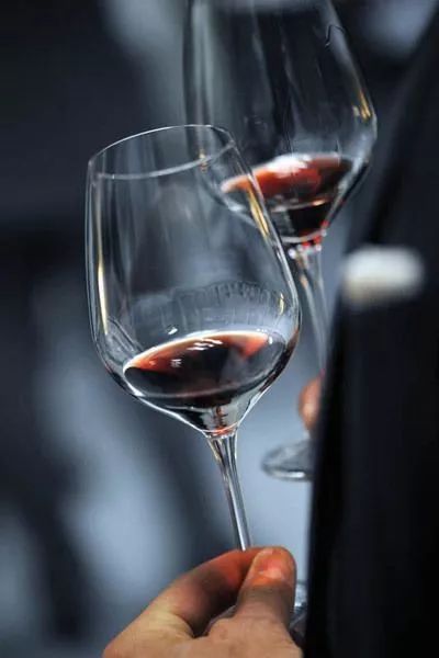 聽(tīng)說(shuō)90后們喝酒都開(kāi)始養(yǎng)生了